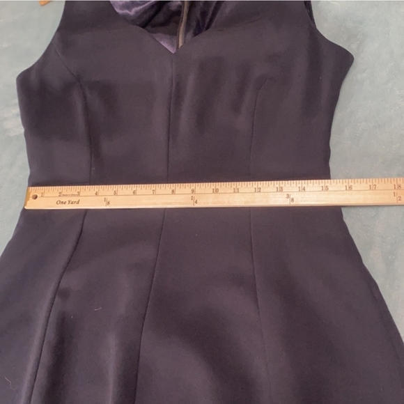 T Tahari Black Sleeveless Fit & Flare Dress Women Size 10 - Picture 11 of 14